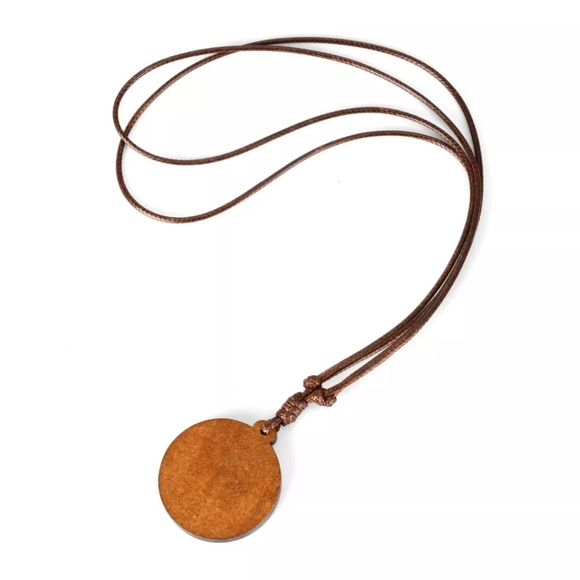 Turtle pendant necklace - Picture 4 of 4